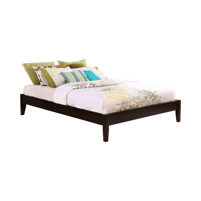 Hounslow California King, E.King, & Queen Universal Platform Bed Cappuccino - California Furniture (Coachella, CA)