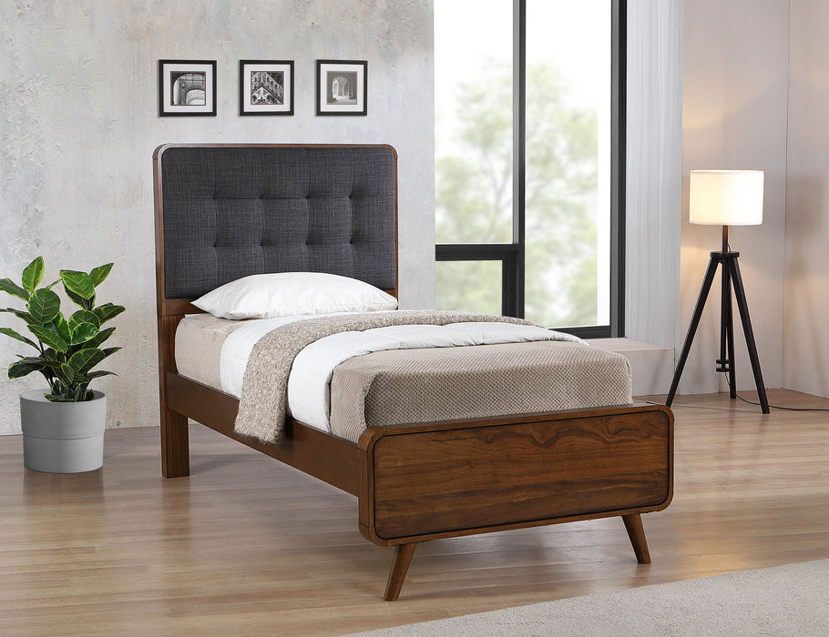 Robyn Panel Platform Bed - California Furniture (Coachella, CA)