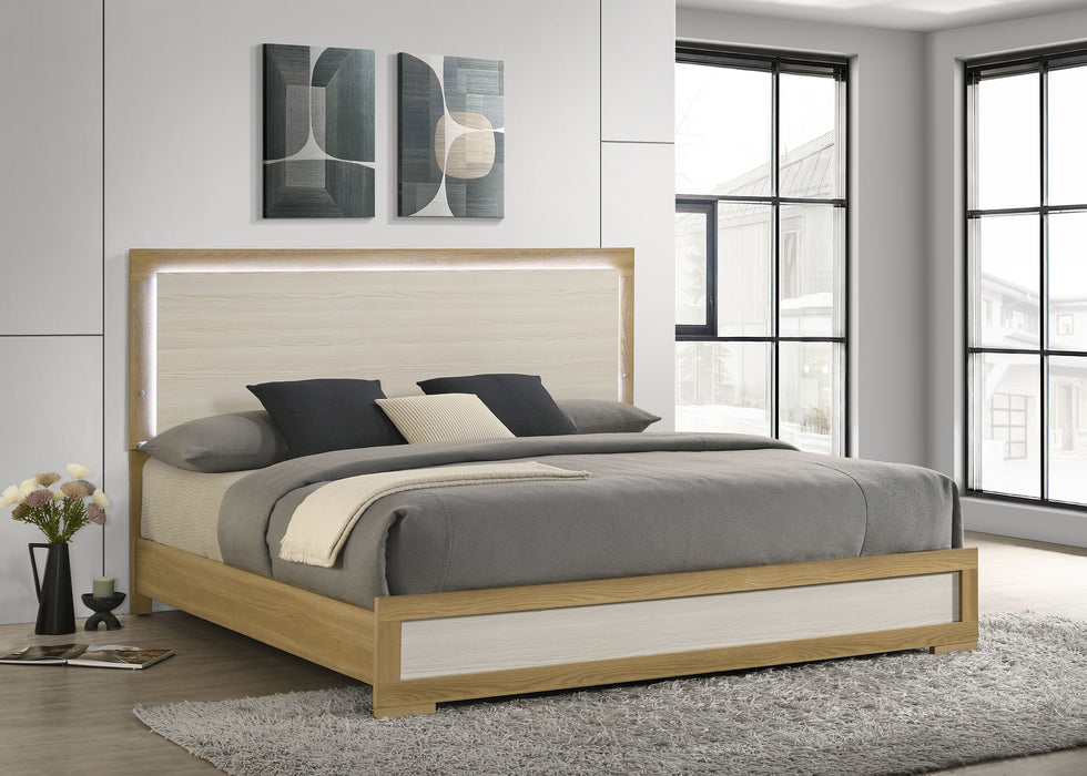 Hyland Eastern King & Queen Bed - California Furniture (Coachella, CA)