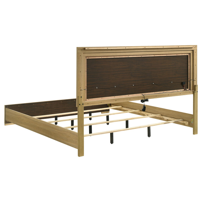 Hyland Eastern King & Queen Bed - California Furniture (Coachella, CA)