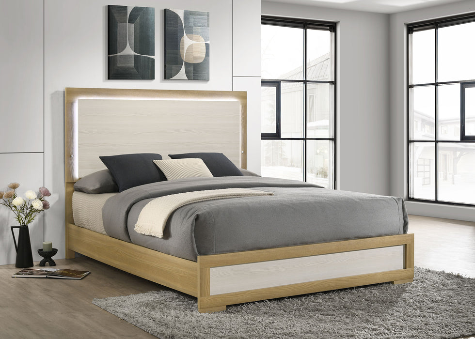 Hyland Eastern King & Queen Bed - California Furniture (Coachella, CA)