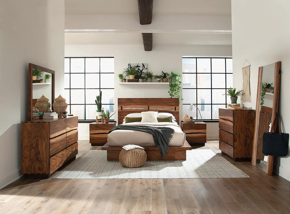 Winslow California King, E.King & Queen Bed Smokey Walnut and Coffee Bean - California Furniture (Coachella, CA)