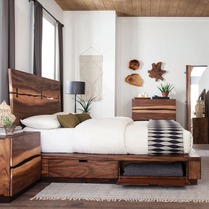 Winslow Queen & E.King Bed - California Furniture (Coachella, CA)