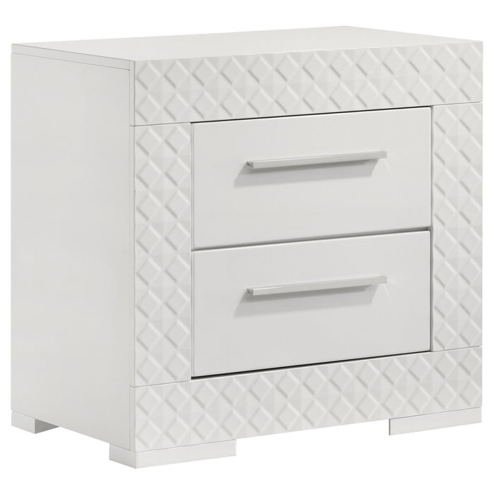 Ives 4 & 5 Piece Bedroom Set E.king & Queen White & Grey - California Furniture (Coachella, CA)