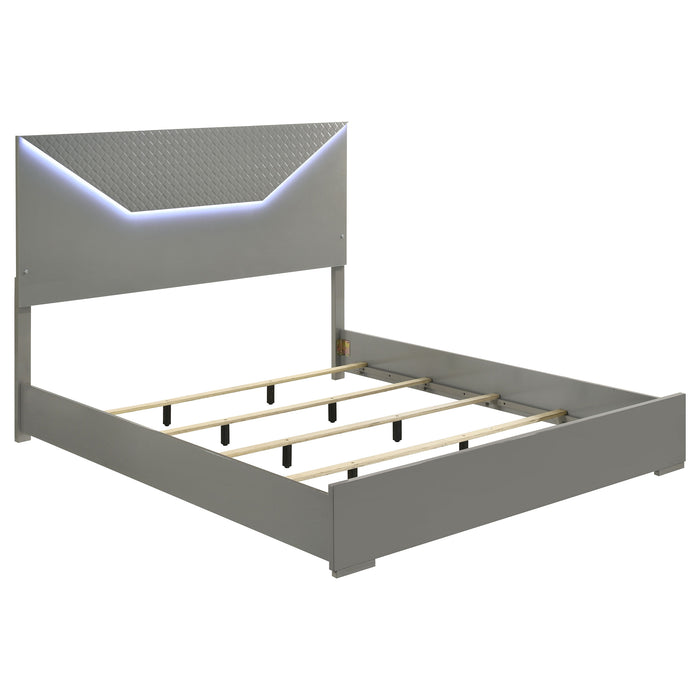 Ives 4 & 5 Piece Bedroom Set E.king & Queen White & Grey - California Furniture (Coachella, CA)