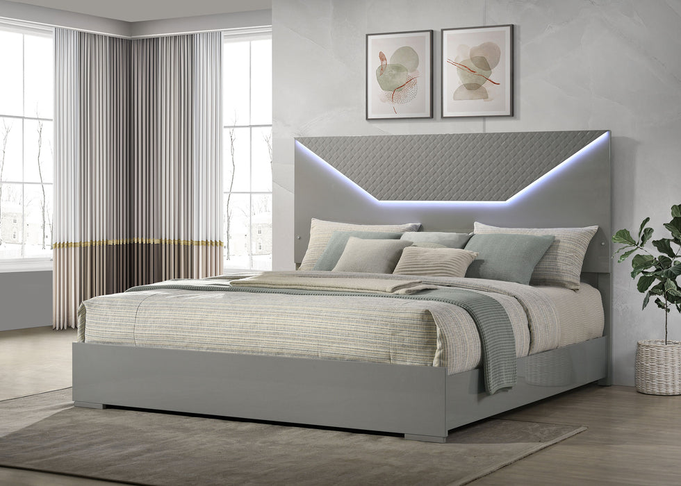 Ives Eastern King & Queen Bed - California Furniture (Coachella, CA)