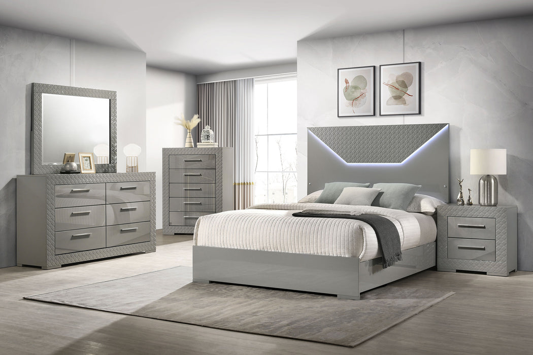 Ives 4 & 5 Piece Bedroom Set E.king & Queen White & Grey - California Furniture (Coachella, CA)