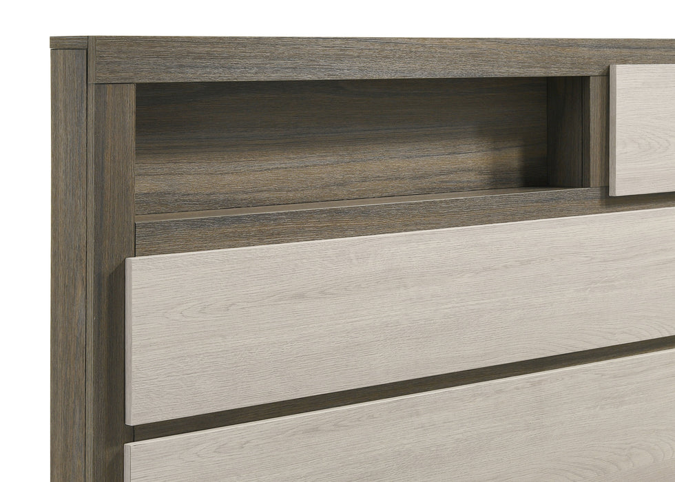 Fenwick California King, Eastren King, Queen Bed - California Furniture (Coachella, CA)