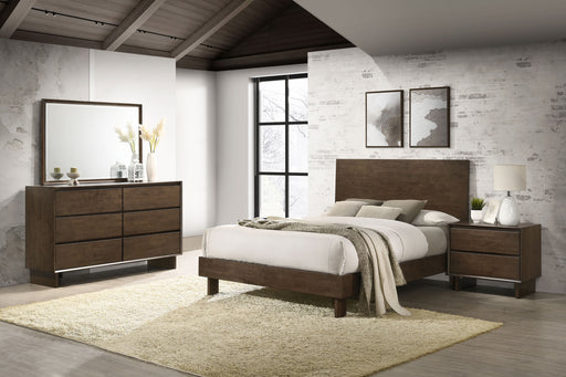 Glenwood 4 & 5 Piece Bedroom Set Eastren king & Queen - California Furniture (Coachella, CA)