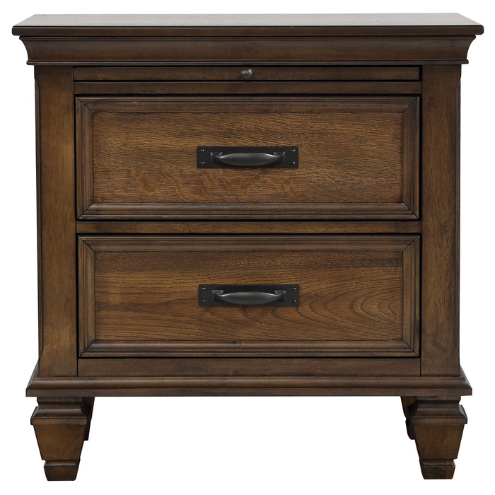 Devon Bedroom Set White - California Furniture (Coachella, CA)