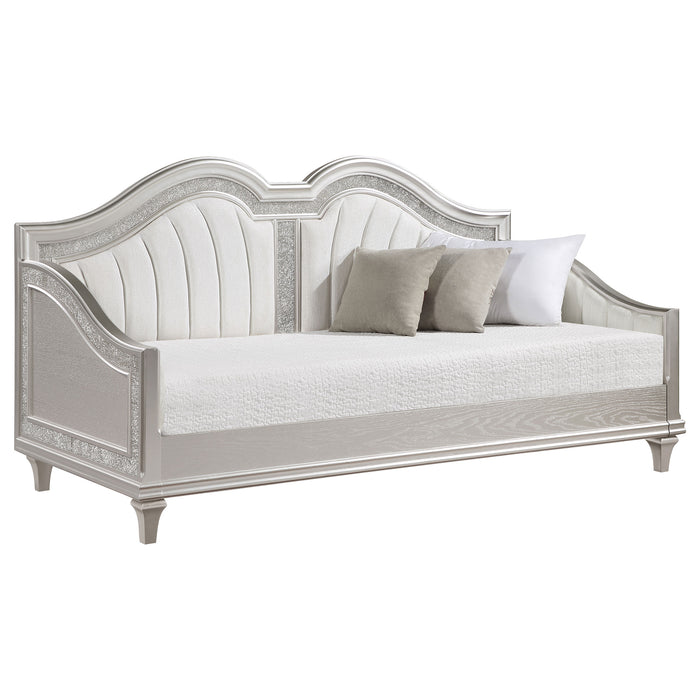 Evangeline Daybed - California Furniture (Coachella, CA)