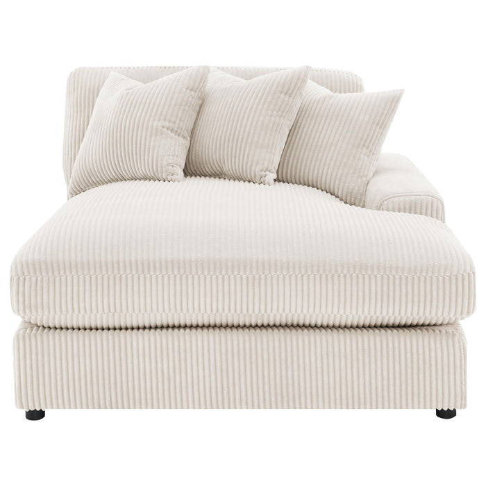 Blaine Upholstered Reversible Chaise Sectional Sofa - California Furniture (Coachella, CA)
