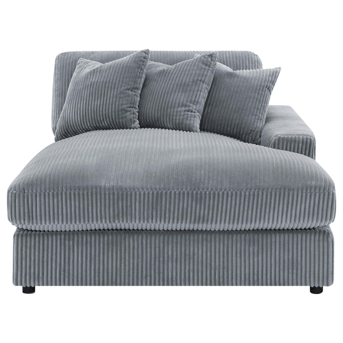 Blaine Upholstered Reversible Chaise Sectional Sofa - California Furniture (Coachella, CA)