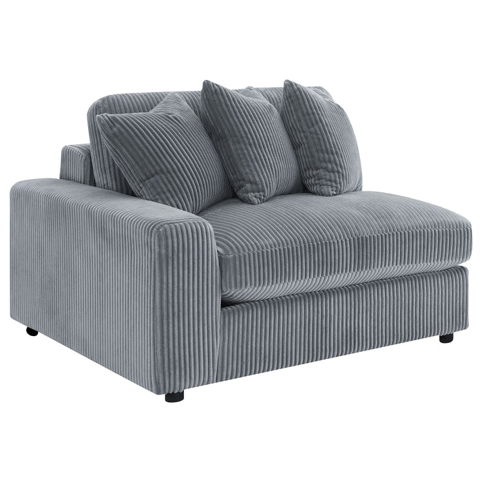 Blaine Sectional Sofa - California Furniture (Coachella, CA)