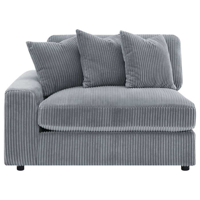 Blaine Sectional Sofa - California Furniture (Coachella, CA)