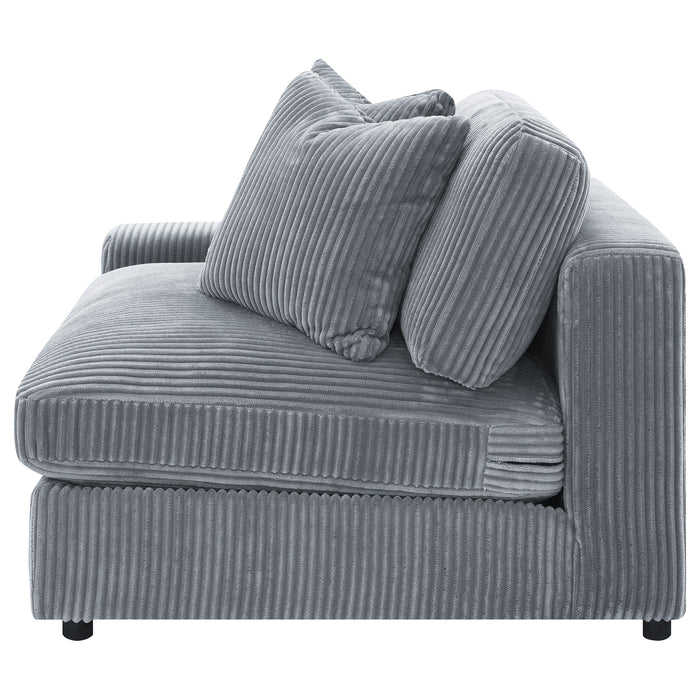 Blaine Sectional Sofa - California Furniture (Coachella, CA)