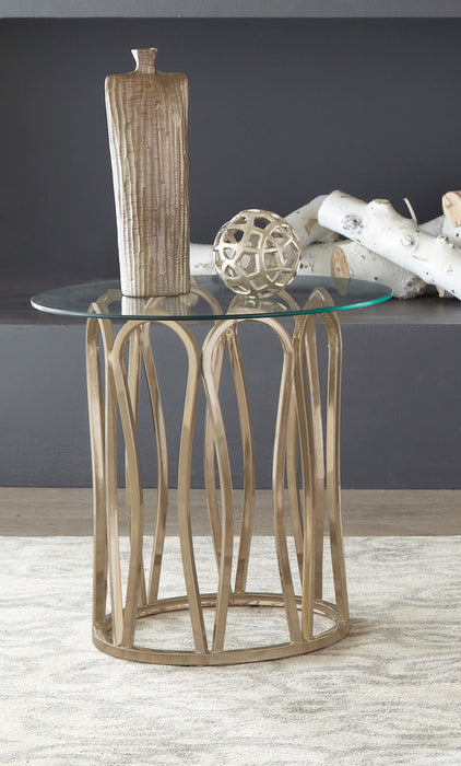 Monett End Table - California Furniture (Coachella, CA)