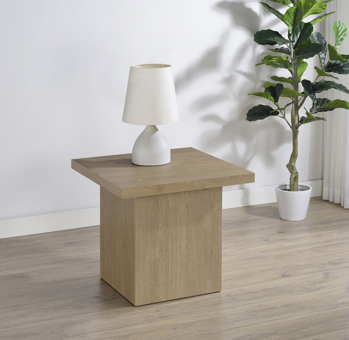 Devar End Table - California Furniture (Coachella, CA)