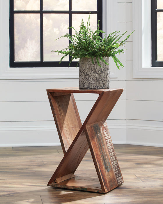 Lily Side Table - California Furniture (Coachella, CA)