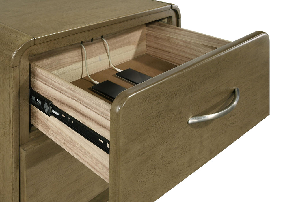 Amsbury 5 Pc Bedroom Set - California Furniture (Coachella, CA)