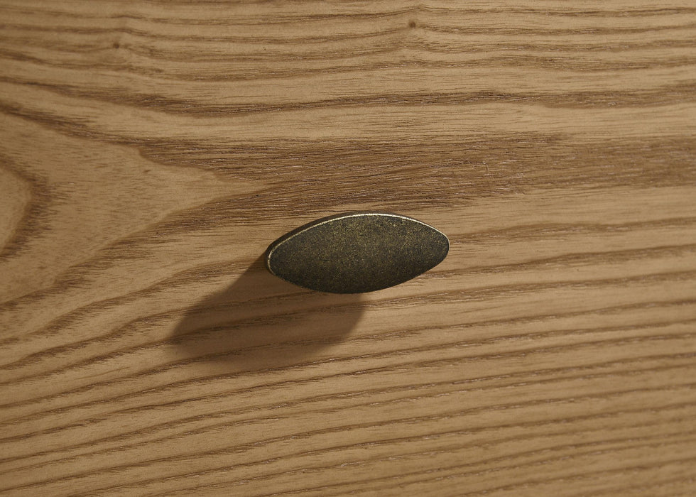 Robyn Dresser - California Furniture (Coachella, CA)