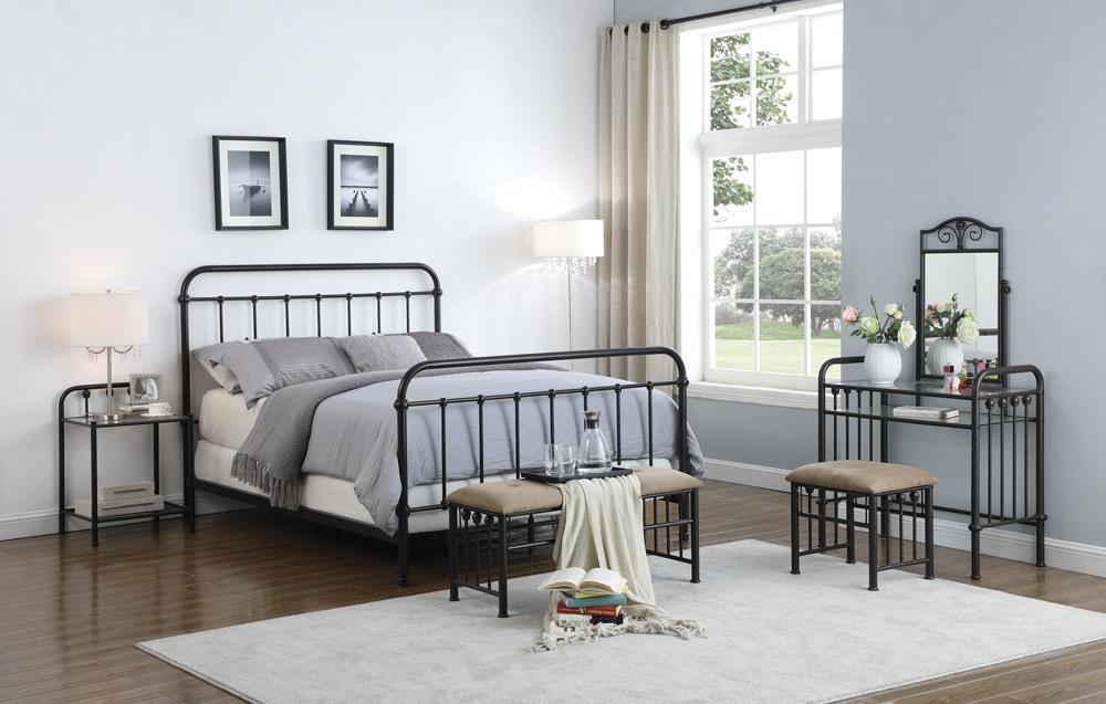 Livingston California King, E.King, & Queen Panel Metal Bed Dark Bronze - California Furniture (Coachella, CA)