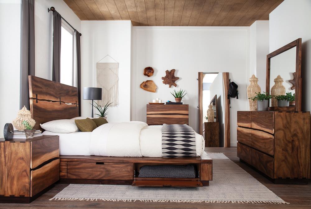 Winslow California King, E.King & Queen Bed Smokey Walnut and Coffee Bean - California Furniture (Coachella, CA)