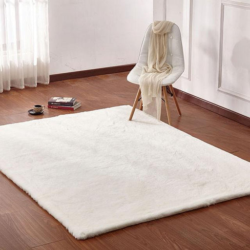 Caparica Off White 5' X 7' Area Rug - California Furniture (Coachella, CA)