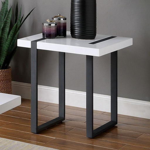 EIMEAR End Table - California Furniture (Coachella, CA)