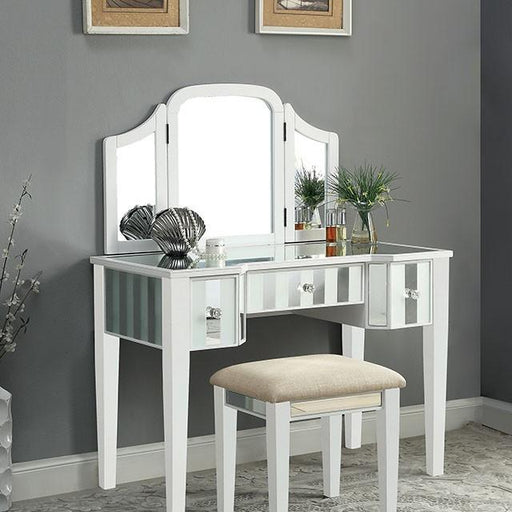 Cyndi White Vanity w/ Stool - California Furniture (Coachella, CA)