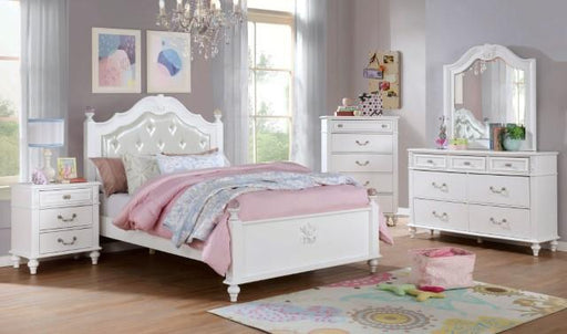 BELVA Night Stand w/ USB Outlet - California Furniture (Coachella, CA)