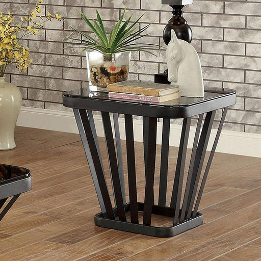 Winnie End Table - California Furniture (Coachella, CA)