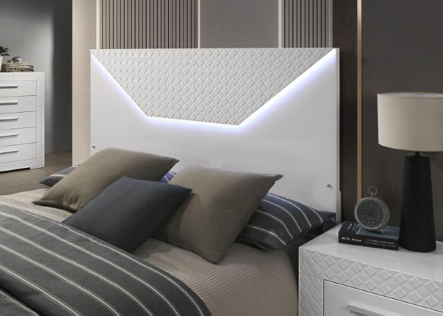 Whitby E.King & Queen Bed - California Furniture (Coachella, CA)