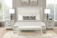 Stella Mia E.King & Queen Bed White & White - California Furniture (Coachella, CA)