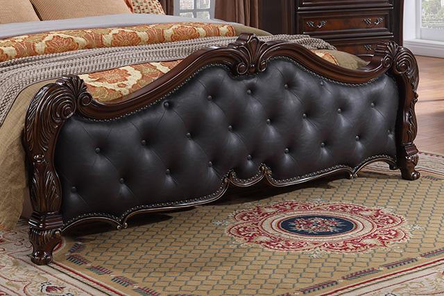 Ventresca Bed White & Chrome - California Furniture (Coachella, CA)