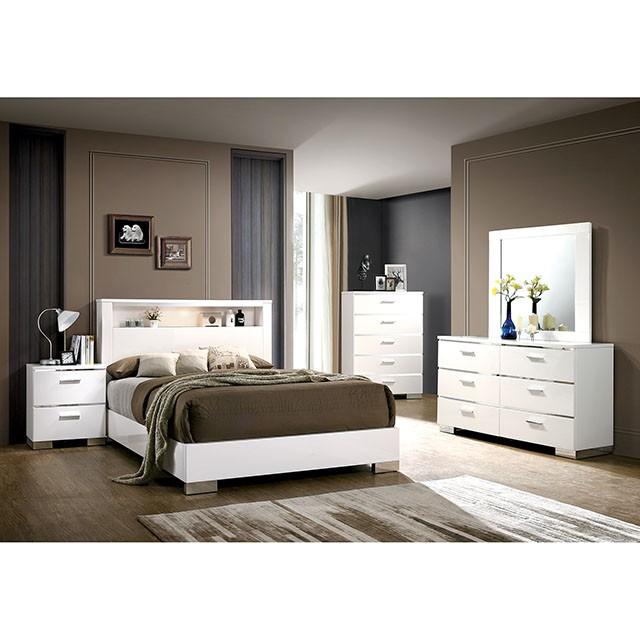 Carlie 4 & 5 Piece Queen Bedroom Set - California Furniture (Coachella, CA)