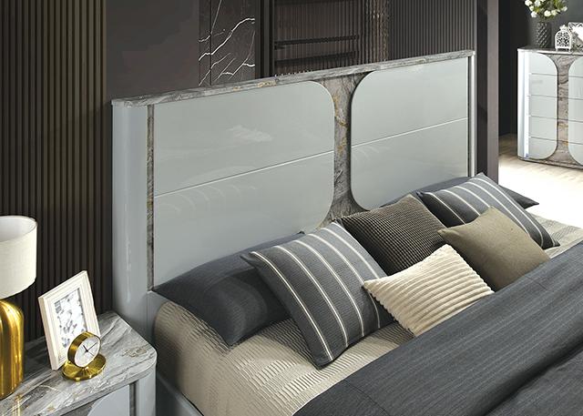 Cleburne E.King & Queen Bed - California Furniture (Coachella, CA)
