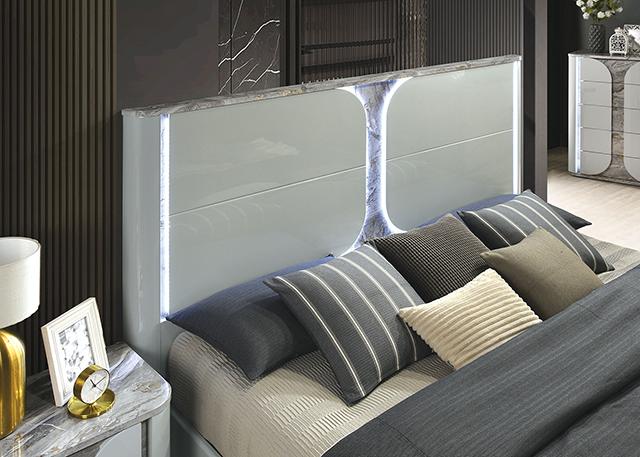 Cleburne E.King & Queen Bed - California Furniture (Coachella, CA)