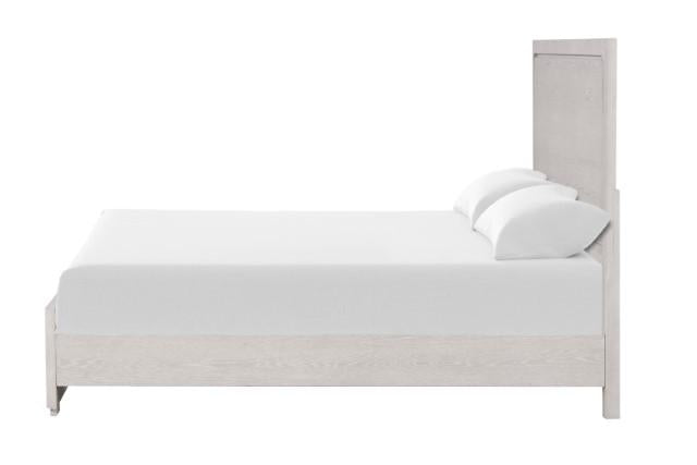Crowthorne Bed White & Grey - California Furniture (Coachella, CA)