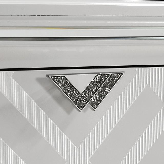 EMMELINE Chest, White - California Furniture (Coachella, CA)