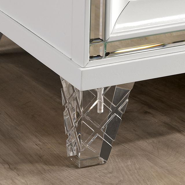 EMMELINE Chest, White - California Furniture (Coachella, CA)