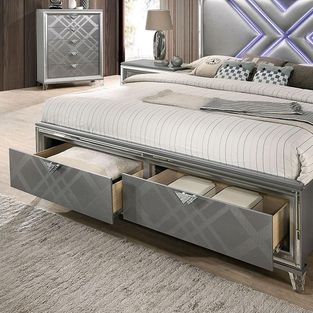 Emmeline Bed Silver & White - California Furniture (Coachella, CA)