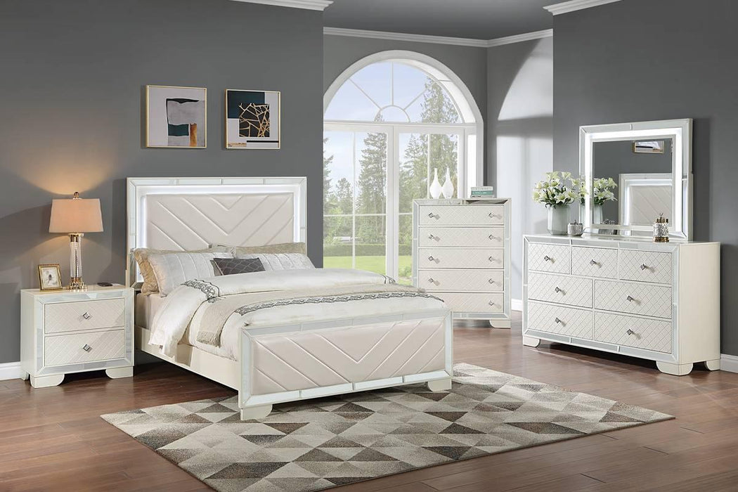 Hothan Queen Bed in Ivory - California Furniture (Coachella, CA)