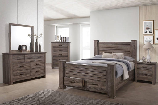 Liihen Queen Bed in Brown - California Furniture (Coachella, CA)