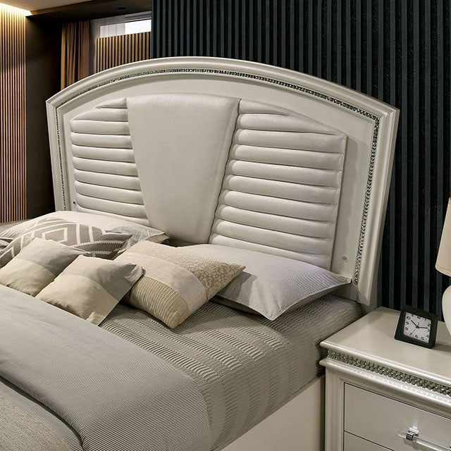 Maddie Bed White & Silver - California Furniture (Coachella, CA)