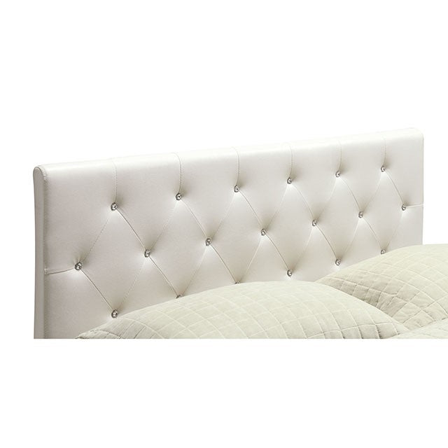 Velen Bed Black & White - California Furniture (Coachella, CA)