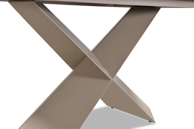 Lenvik Dining Table - California Furniture (Coachella, CA)
