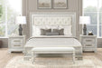 Stella Mia E.King & Queen Bed White & White - California Furniture (Coachella, CA)