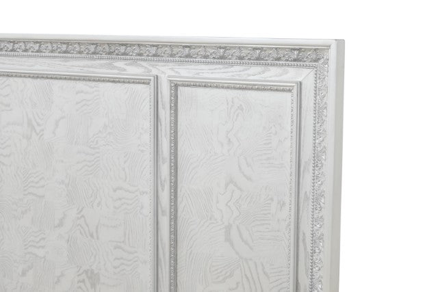 Stella Mia E.King & Queen Bed White & White - California Furniture (Coachella, CA)