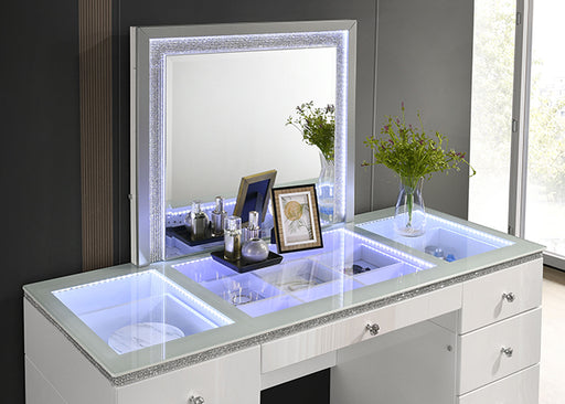 Stoholm Vanity Set - California Furniture (Coachella, CA)